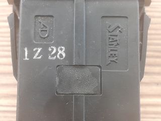 bontott MAZDA PREMACY Hátsó Ködzárófény Kapcsoló