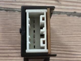 bontott MAZDA PREMACY Hátsó Ködzárófény Kapcsoló