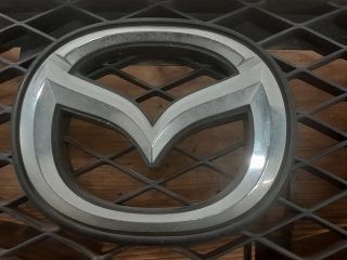 bontott MAZDA PREMACY Hűtőrács