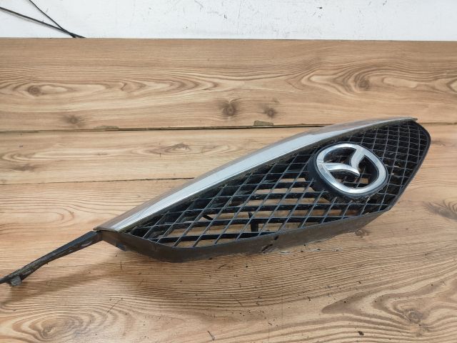 bontott MAZDA PREMACY Hűtőrács