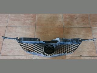 bontott MAZDA PREMACY Hűtőrács