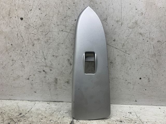 bontott MAZDA PREMACY Jobb első Ablakemelő Kapcsoló Keret