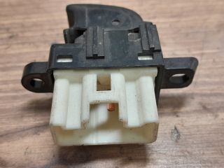 bontott MAZDA PREMACY Jobb első Ablakemelő Kapcsoló