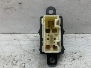 bontott MAZDA PREMACY Jobb első Ablakemelő Kapcsoló