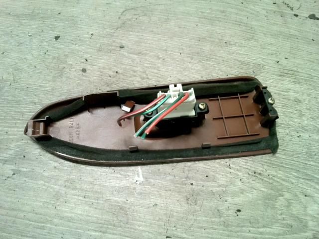 bontott MAZDA PREMACY Jobb első Ablakemelő Kapcsoló