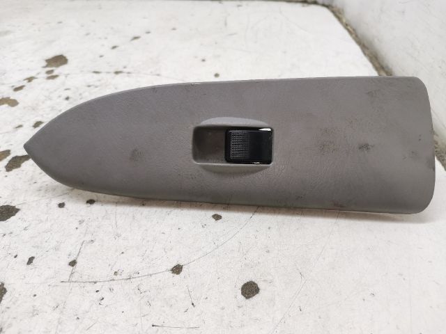 bontott MAZDA PREMACY Jobb első Ablakemelő Kapcsoló