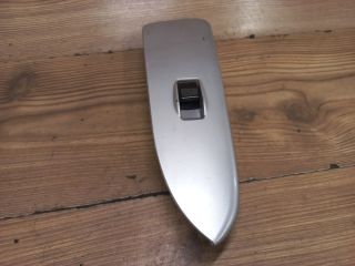 bontott MAZDA PREMACY Jobb első Ablakemelő Kapcsoló