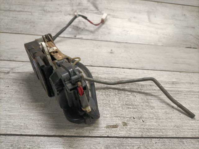 bontott MAZDA PREMACY Jobb első Ajtózár