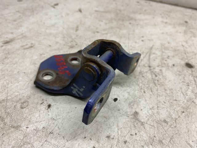 bontott MAZDA PREMACY Jobb első Alsó Zsanér