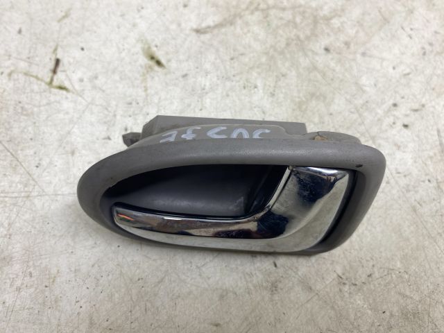 bontott MAZDA PREMACY Jobb első Belső Kilincs