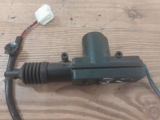 bontott MAZDA PREMACY Jobb első Központizár Motor