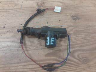 bontott MAZDA PREMACY Jobb első Központizár Motor