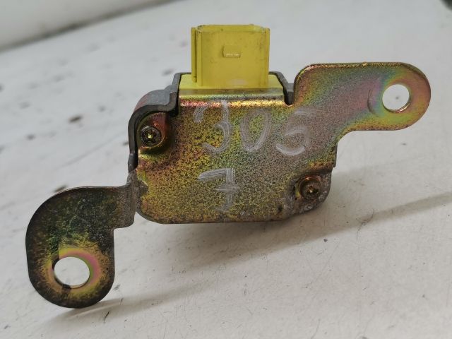 bontott MAZDA PREMACY Jobb első Oldal Ütközés Érzékelő