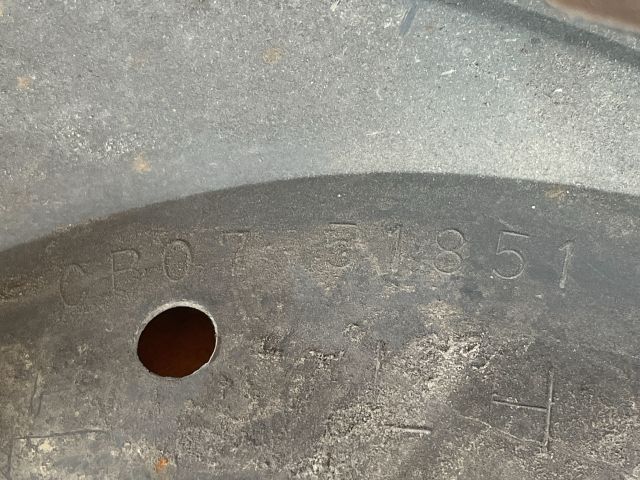 bontott MAZDA PREMACY Jobb első Sárvédő Gumi