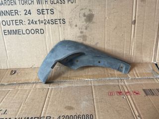 bontott MAZDA PREMACY Jobb első Sárvédő Gumi