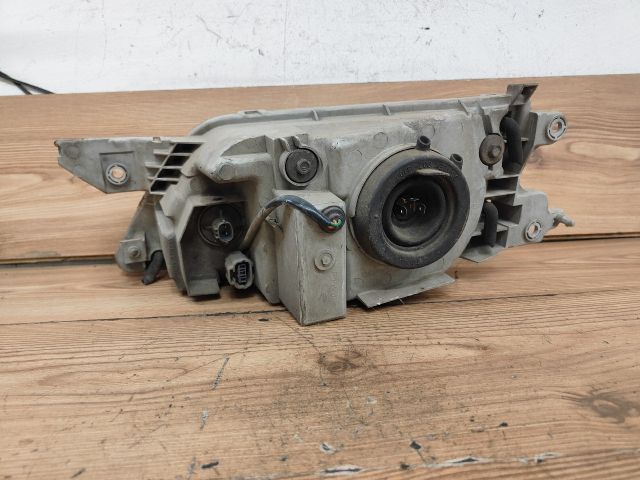 bontott MAZDA PREMACY Jobb Fényszóró