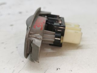 bontott MAZDA PREMACY Jobb hátsó Ablakemelő Kapcsoló