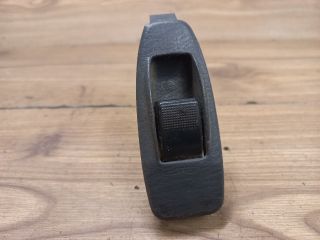 bontott MAZDA PREMACY Jobb hátsó Ablakemelő Kapcsoló