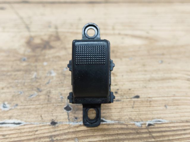 bontott MAZDA PREMACY Jobb hátsó Ablakemelő Kapcsoló