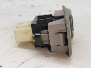 bontott MAZDA PREMACY Jobb hátsó Ablakemelő Kapcsoló