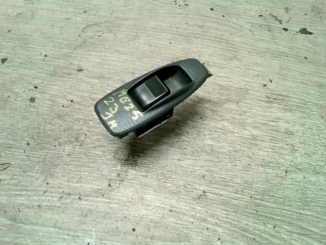 bontott MAZDA PREMACY Jobb hátsó Ablakemelő Kapcsoló