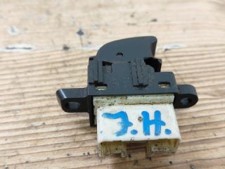 bontott MAZDA PREMACY Jobb hátsó Ablakemelő Kapcsoló