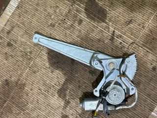 bontott MAZDA PREMACY Jobb hátsó Ablakemelő Motor