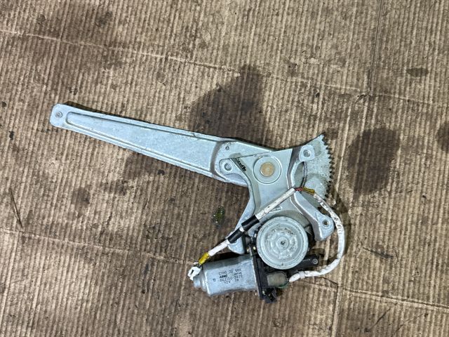 bontott MAZDA PREMACY Jobb hátsó Ablakemelő Motor