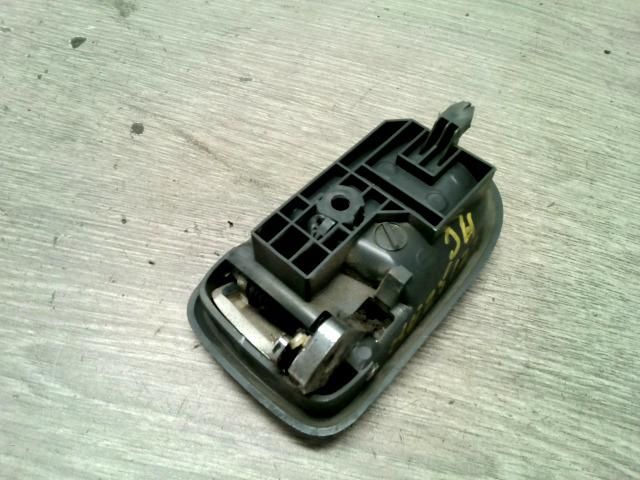 bontott MAZDA PREMACY Jobb hátsó Belső Kilincs