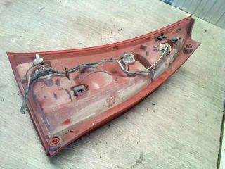 bontott MAZDA PREMACY Jobb Hátsó Lámpa