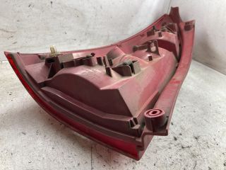 bontott MAZDA PREMACY Jobb Hátsó Lámpa