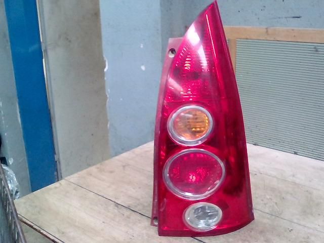 bontott MAZDA PREMACY Jobb Hátsó Lámpa