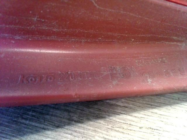 bontott MAZDA PREMACY Jobb Hátsó Lámpa