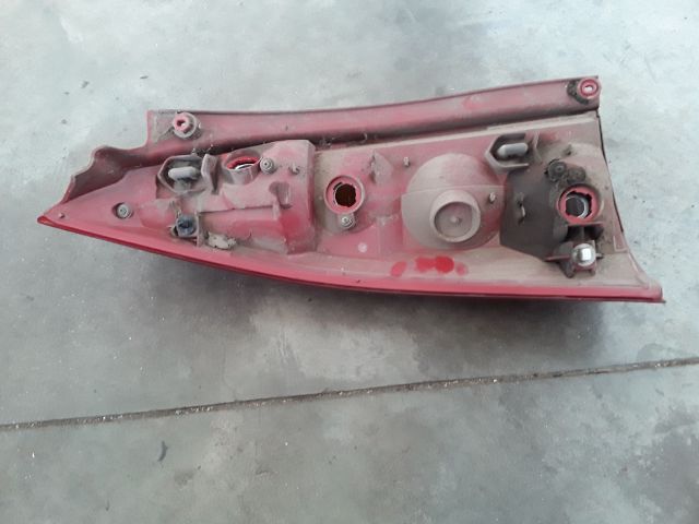 bontott MAZDA PREMACY Jobb Hátsó Lámpa