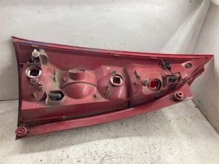 bontott MAZDA PREMACY Jobb Hátsó Lámpa