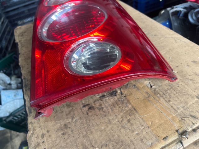 bontott MAZDA PREMACY Jobb Hátsó Lámpa