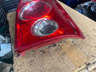bontott MAZDA PREMACY Jobb Hátsó Lámpa