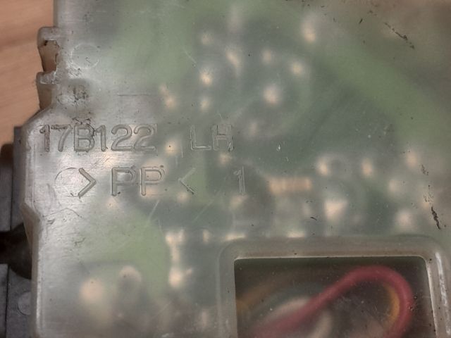 bontott MAZDA PREMACY Jobb Kormánykapcsoló Ablaktörlő