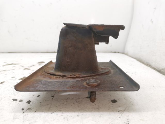 bontott MAZDA PREMACY Jobb Lökhárító Tartó Nyúlványvég