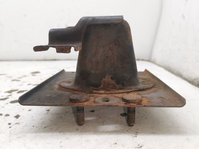 bontott MAZDA PREMACY Jobb Lökhárító Tartó Nyúlványvég