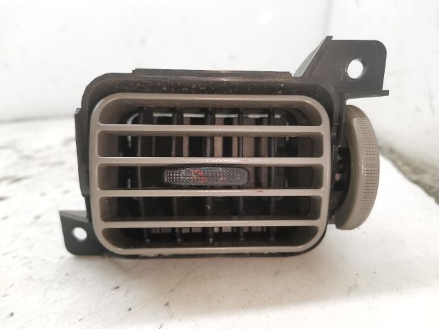 bontott MAZDA PREMACY Jobb Szellőző