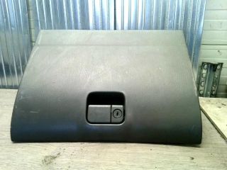 bontott MAZDA PREMACY Kesztyűtartó