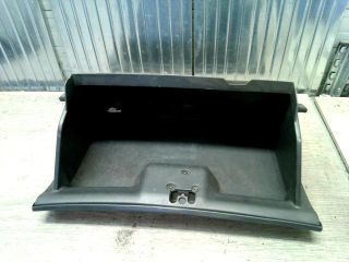 bontott MAZDA PREMACY Kesztyűtartó