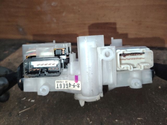 bontott MAZDA PREMACY Komplett Kormánykapcsoló (Bajuszkapcsoló)