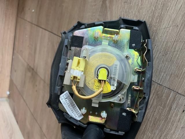 bontott MAZDA PREMACY Kormánylégzsák