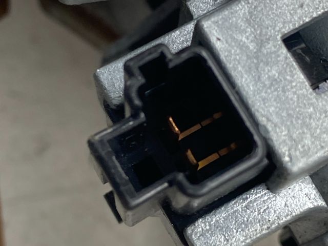 bontott MAZDA PREMACY Kormányoszlop