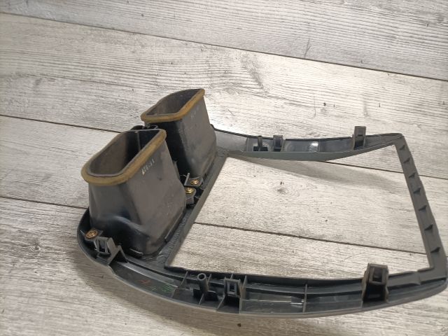 bontott MAZDA PREMACY Középkonzol Keret