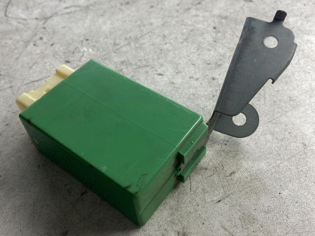 bontott MAZDA PREMACY Központizár Elektronika