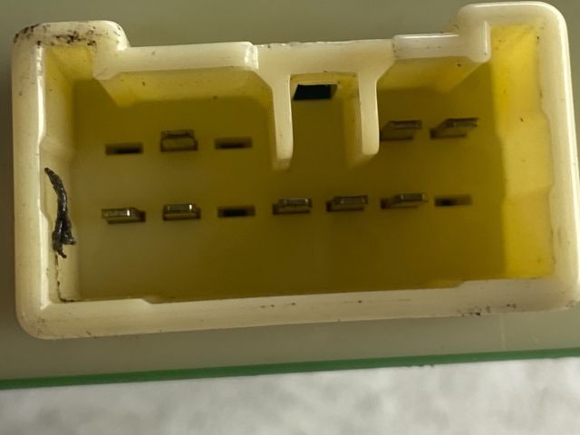 bontott MAZDA PREMACY Központizár Elektronika