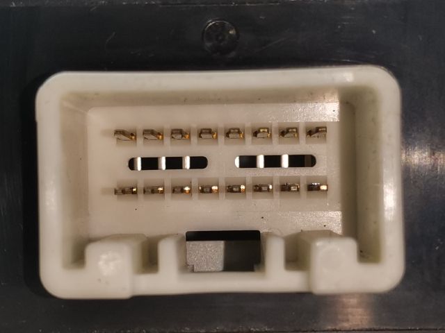 bontott MAZDA PREMACY Központizár Elektronika